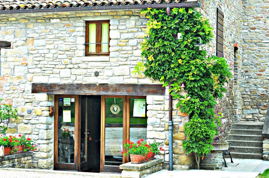 Agriturismo Popolano Di Sotto Marradi Bagian luar foto