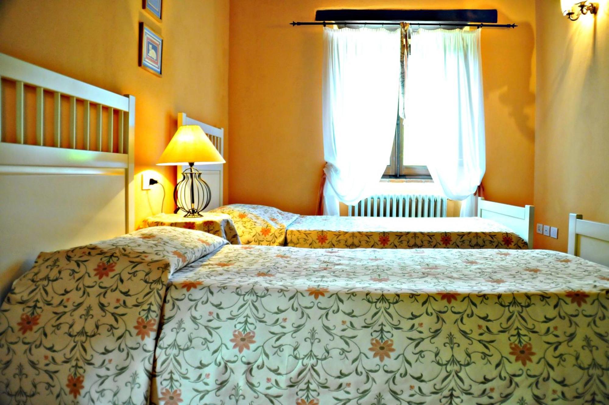 Agriturismo Popolano Di Sotto Marradi Ruang foto